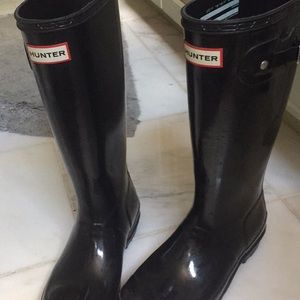 Like New Hunter Rain Boots